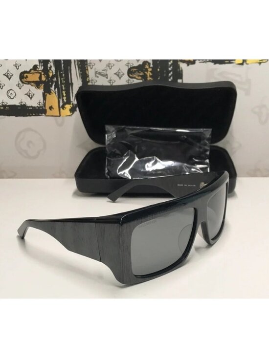 New Authentic Balenciaga BB0002S 003 Grey/Silver Mirror Shield Sunglasses main image 4